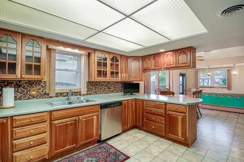 3669 Monroe St, Lansing, IL 60438 photo 4