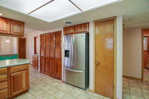 3669 Monroe St, Lansing, IL 60438 photo 6