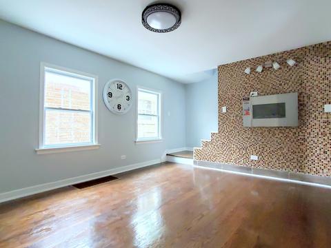 653 E 105th St, Chicago, IL 60628 photo 3
