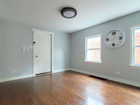 653 E 105th St, Chicago, IL 60628 photo 4