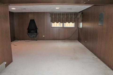 486 Dover Dr, Des Plaines, IL 60018 photo 8