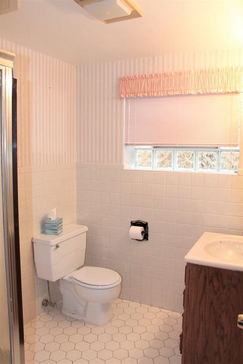 486 Dover Dr, Des Plaines, IL 60018 photo 10