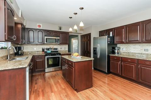 1466 Anvil Ct, Bartlett, IL 60103 photo 9