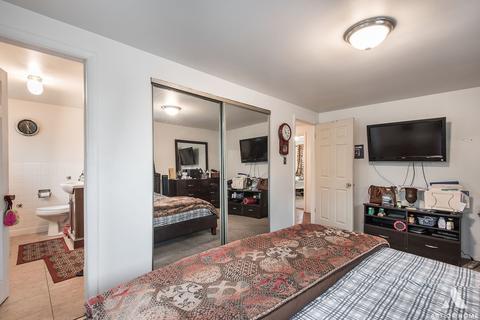 339 Dulles Rd, Des Plaines, IL 60016 photo 12