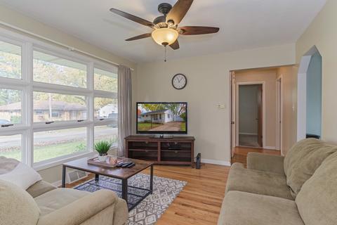34 Delaine Dr, Normal, IL 61761 photo 4