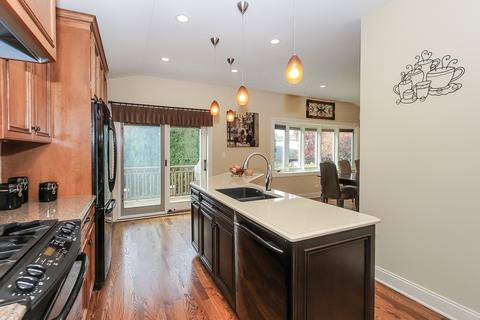 846 Kings Point Dr E, Addison, IL 60101 photo 11