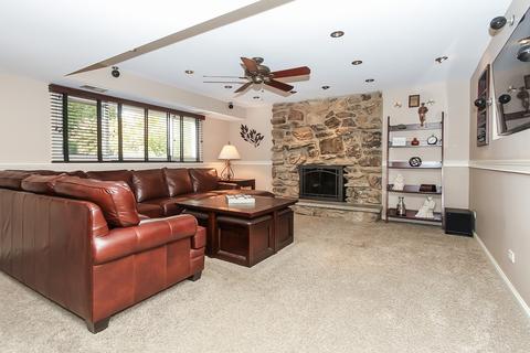 846 Kings Point Dr E, Addison, IL 60101 photo 14