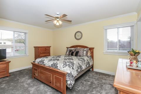 846 Kings Point Dr E, Addison, IL 60101 photo 21