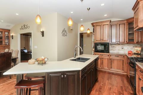 846 Kings Point Dr E, Addison, IL 60101 photo 10