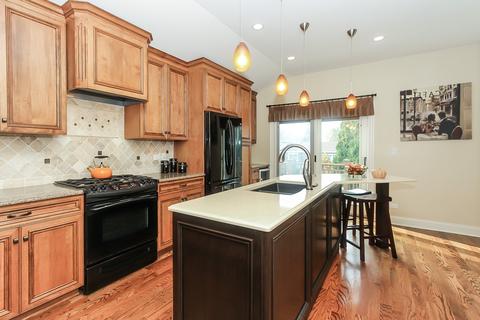 846 Kings Point Dr E, Addison, IL 60101 photo 12