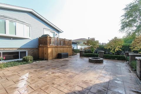 846 Kings Point Dr E, Addison, IL 60101 photo 3