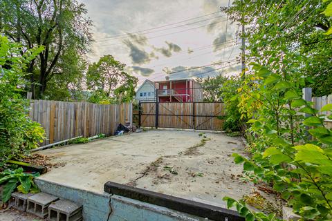 2108 S Spaulding Ave, Chicago, IL 60623 photo 29