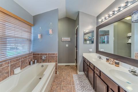 23905 Pond View Dr, Plainfield, IL 60585 photo 26