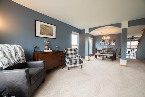 10730 Cape Cod Ln, Huntley, IL 60142 photo 4