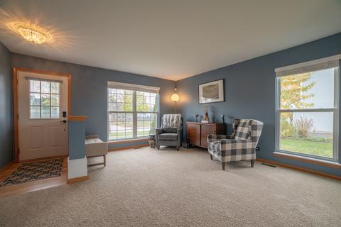10730 Cape Cod Ln, Huntley, IL 60142 photo 2