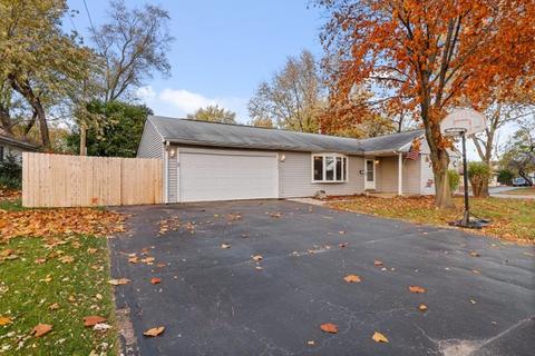 3500 Falcon Ct S, Rolling Meadows, IL 60008 photo 2