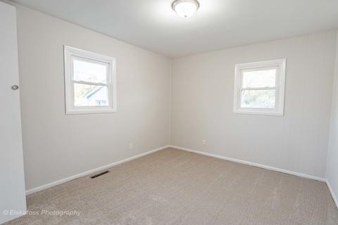 204 Susan Ln, Steger, IL 60475 photo 6