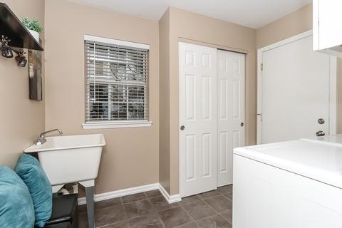 399 Wildberry Ln, Bartlett, IL 60103 photo 19