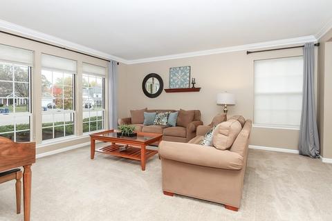 399 Wildberry Ln, Bartlett, IL 60103 photo 4