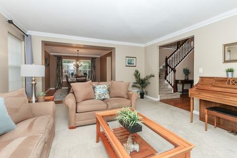 399 Wildberry Ln, Bartlett, IL 60103 photo 6