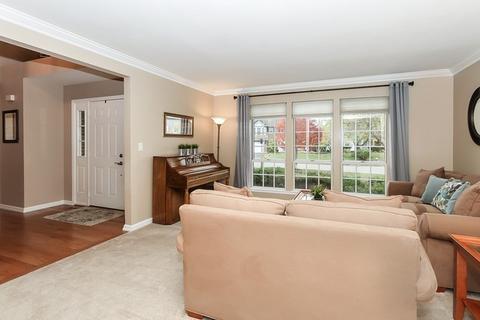 399 Wildberry Ln, Bartlett, IL 60103 photo 7