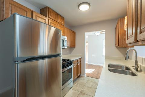 3514 S Grove Ave, Berwyn, IL 60402 photo 4
