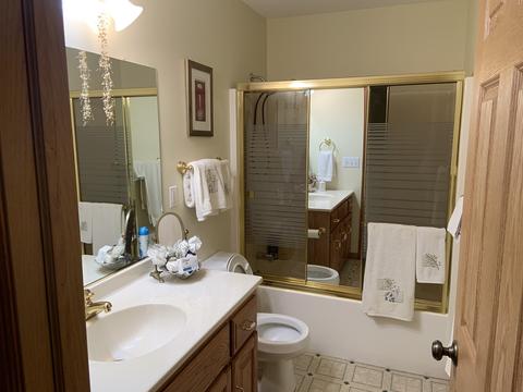 2413 Prospect St, Peru, IL 61354 photo 12