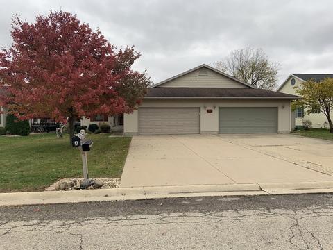 2413 Prospect St, Peru, IL 61354 photo 2