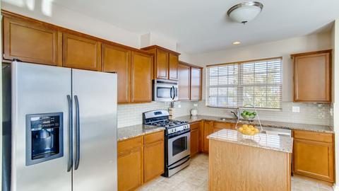 7520 Claridge Dr #L, Bridgeview, IL 60455 photo 3