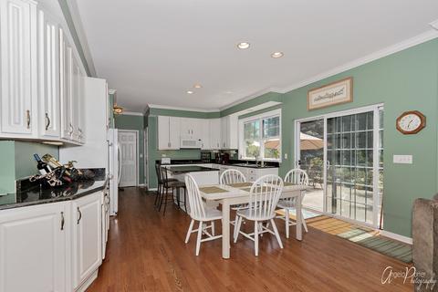 1831 Hartley Dr, Algonquin, IL 60102 photo 14