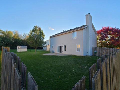 665 Maple Dr, Streamwood, IL 60107 photo 25