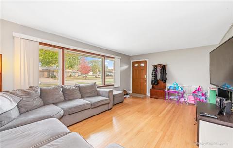 19610 Beechnut Dr, Mokena, IL 60448 photo 4