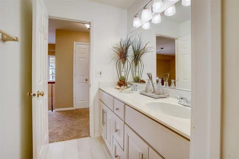 636 White Oak Ln, Bartlett, IL 60103 photo 31