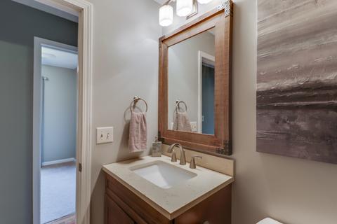 203 E Walnut St, Hudson, IL 61748 photo 24