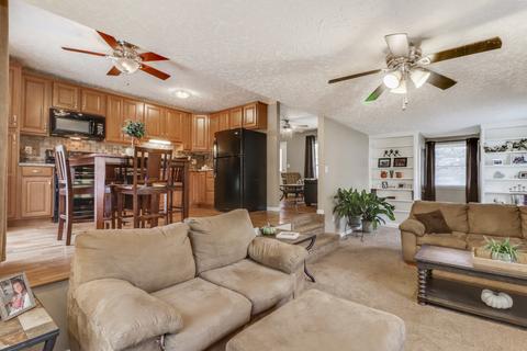 203 E Walnut St, Hudson, IL 61748 photo 18