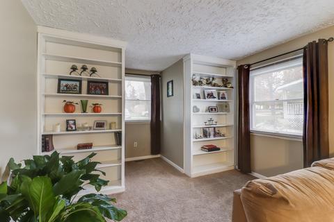 203 E Walnut St, Hudson, IL 61748 photo 19