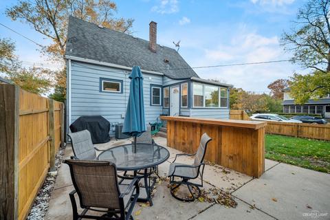 702 Jackson St, Aurora, IL 60505 photo 18