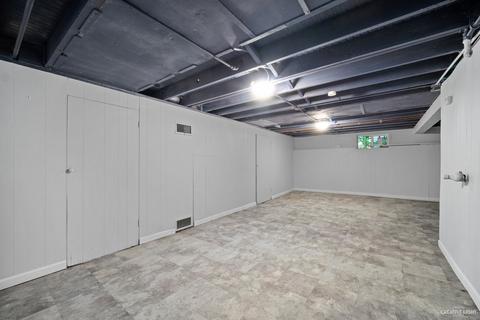 702 Jackson St, Aurora, IL 60505 photo 13