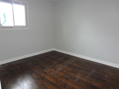 712 N Green Dr, Wheeling, IL 60090 photo 9