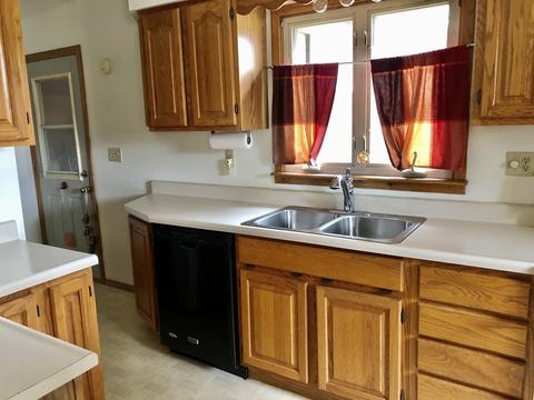 1308 24th St, Peru, IL 61354 photo 6