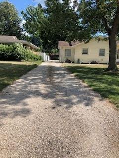 209 Taylor St, Dwight, IL 60420 photo 2
