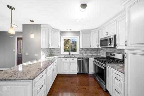 984 Grant St, Bartlett, IL 60103 photo 4