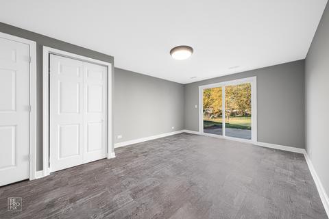 984 Grant St, Bartlett, IL 60103 photo 6