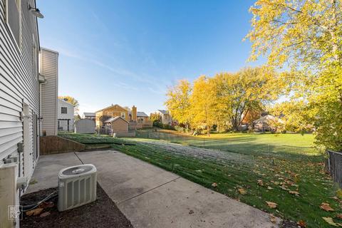 984 Grant St, Bartlett, IL 60103 photo 14