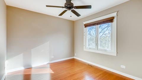5091 Chambers Dr, Hoffman Estates, IL 60010 photo 18