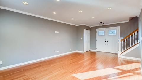 5091 Chambers Dr, Hoffman Estates, IL 60010 photo 8