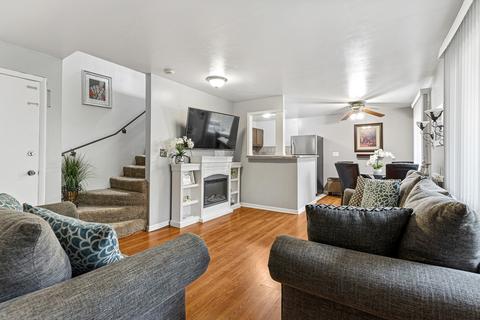 2510 Algonquin Rd #8, Rolling Meadows, IL 60008 photo 4