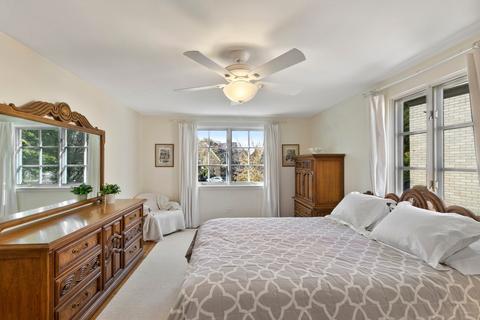 640 Selborne Rd, Riverside, IL 60546 photo 15