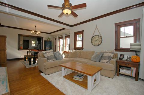 141 N Eastern Ave, Bartlett, IL 60103 photo 4