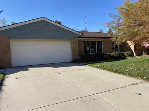 907 Vale St, Bloomington, IL 61701 photo 3